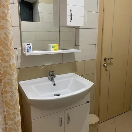 Meta - Welcoming With Byrek & Traditional Meals 4* Gusmar