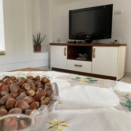 Meta - Welcoming With Byrek & Traditional Meals 4* Gusmar