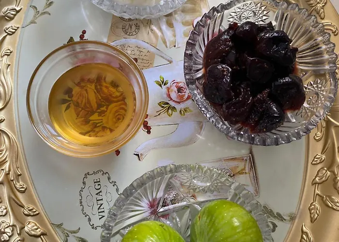 Meta - Welcoming With Byrek & Traditional Meals Отель типа 