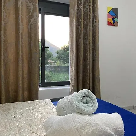 Bed & Breakfast Meta - Welcoming With Byrek & Traditional Meals *
